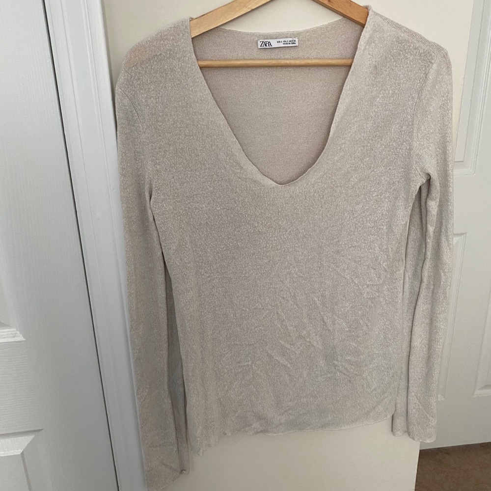 women’s zara v neck sweater
